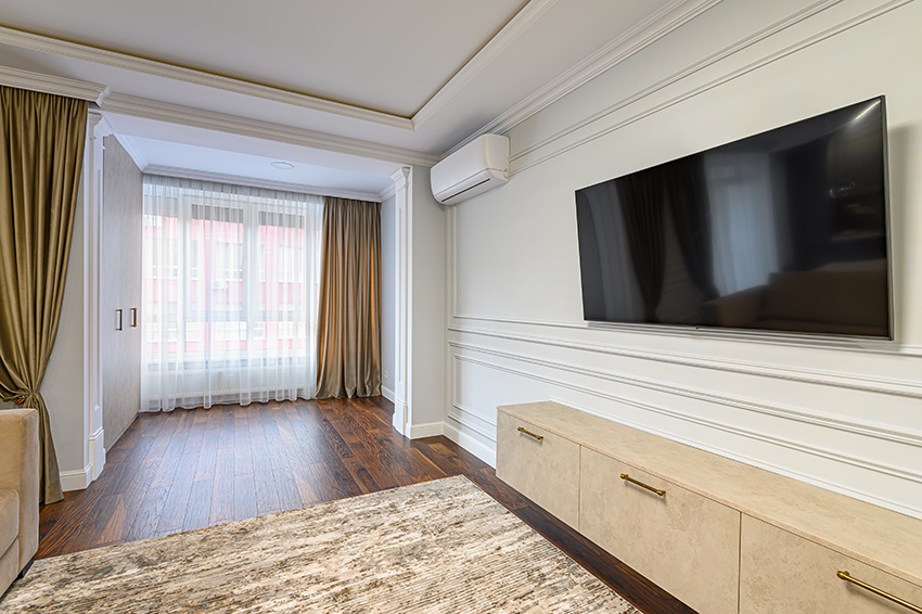 Klimatyzator w mieszkaniu we Wrocławiu w czasie upałów