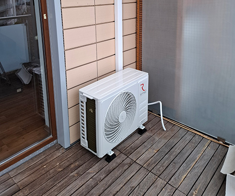 Montaż klimatyzacji Rotenso Roni 5,1 kW w mieszkaniu 55 m2 w Katowicach – Brynów