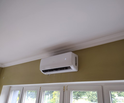 Jednostka wewnętrzna AUX w mieszkaniu w Poznaniu