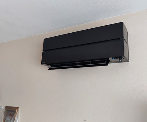 Jednostka wewnętrzna Mitsubishi Electric w mieszkaniu w Poznaniu