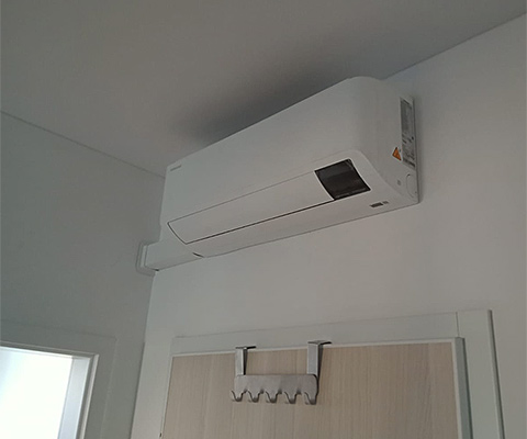 Montaż klimatyzacji Samsung Cebu 3,5 kW w mieszkaniu w Warszawie – Białołęka