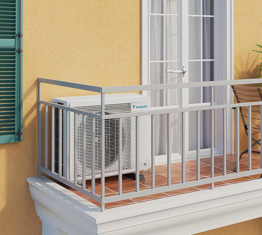 Bardzo cicha praca Daikin Stylish Dark Wood – klimatyzator premium do sypialni i nowoczesnych wnętrz