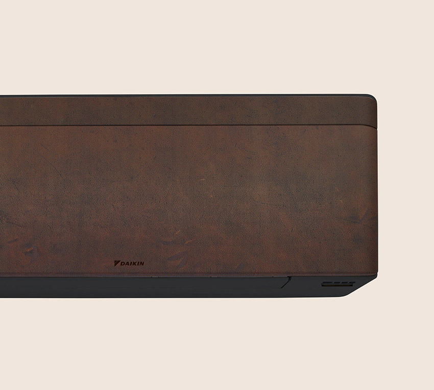 Luksusowy klimatyzator Daikin Stylish Dark Brown Leather inspirowany elegancką ciemnobrązową skórą