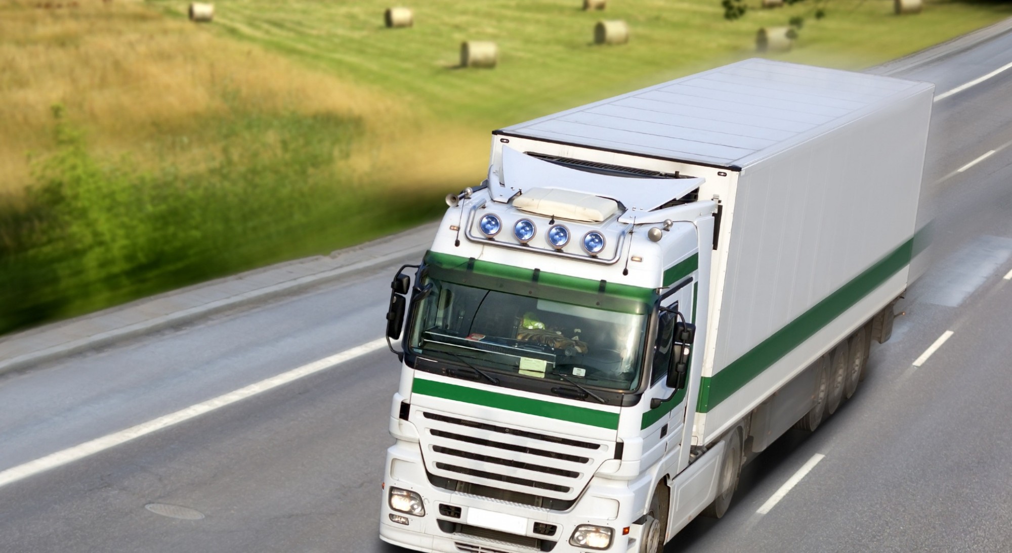 Ciężarówka z klimatyzatorem postojowym