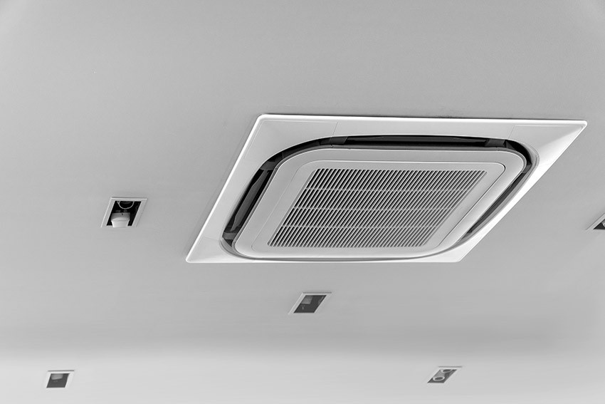 Klimatyzacja sufitowa po montażu