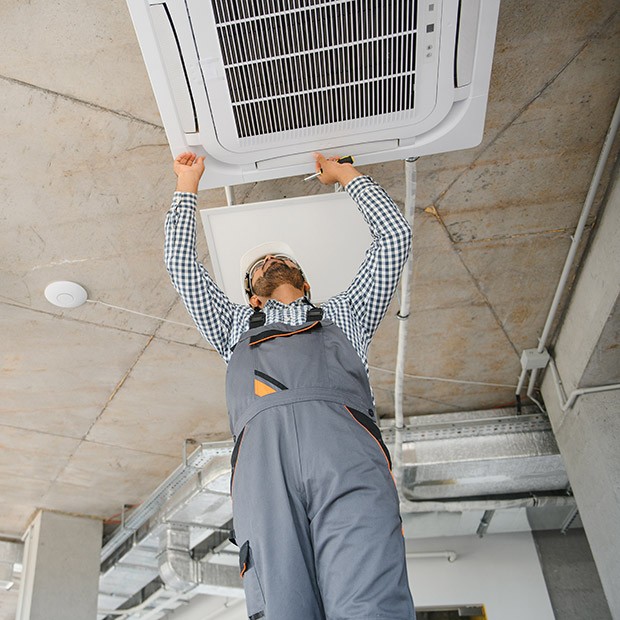Montaż klimatyzacji 2,5 kW kasetonowej