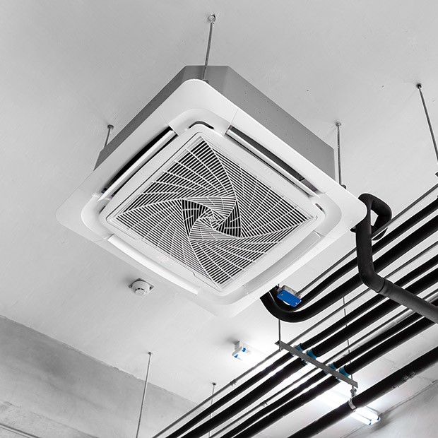 Klimatyzator kasetonowy z montażem bez sufitu podwieszanego