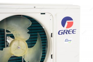 Gree U-Crown Silver widok z bliska na jednostkę zewnętrzną