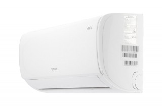 Rotenso Ukura X zbliżenie na jednostkę wewnętrzną z boku