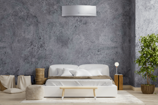 Klimatyzator ścienny split Daikin Emura Silver aranżacja