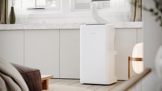 Sharp UL-C10EA-W - aranżacja klimatyzatora