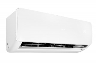 AUX Freedom Plus Seria 3 - jednostka wewnętrzna, otwarte żaluzje