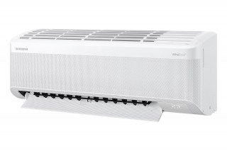 Samsung Wind Free Comfort S2 - widok bokiem, otwarte żaluzje