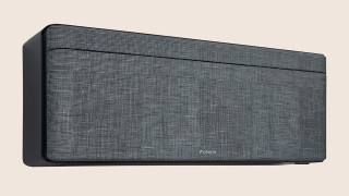Daikin Stylish Grey Fabric - jendostka wewnętrzna, widok bokiem